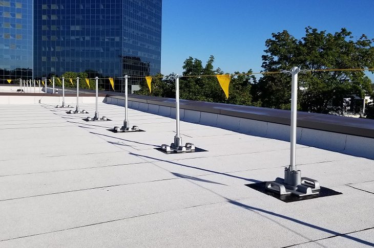 Permanent warning line for safety on rooftop